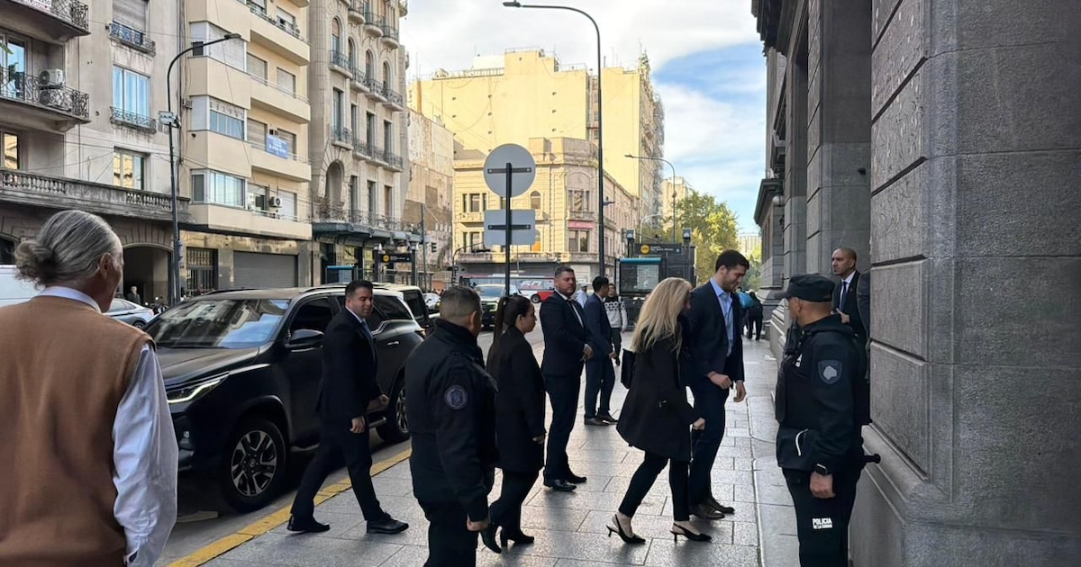 Amid the Adorni Crisis, Karina Milei Expands Her Role Inside the Cabinet