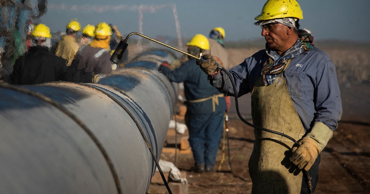 Vaca Muerta Is Becoming Argentina’s Ruthless Jobs Engine and the Labor Shortage Is Already Exploding