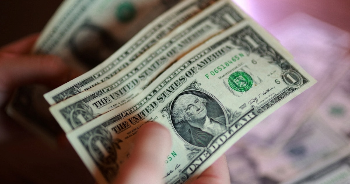 Dollar Holds Steady as Argentina’s Blue Rate Reaches a Two-Month High
