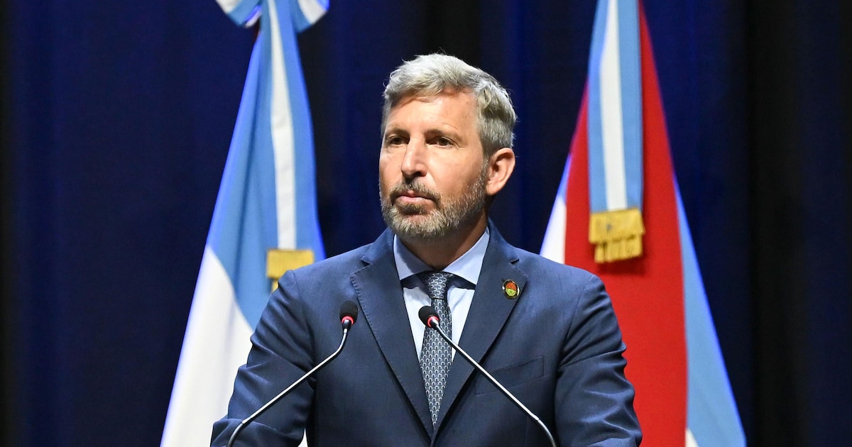 Frigerio Pushes a Harsh Pension Overhaul in Entre Ríos to Make Public Workers Absorb a Long-Ignored Fiscal Disaster