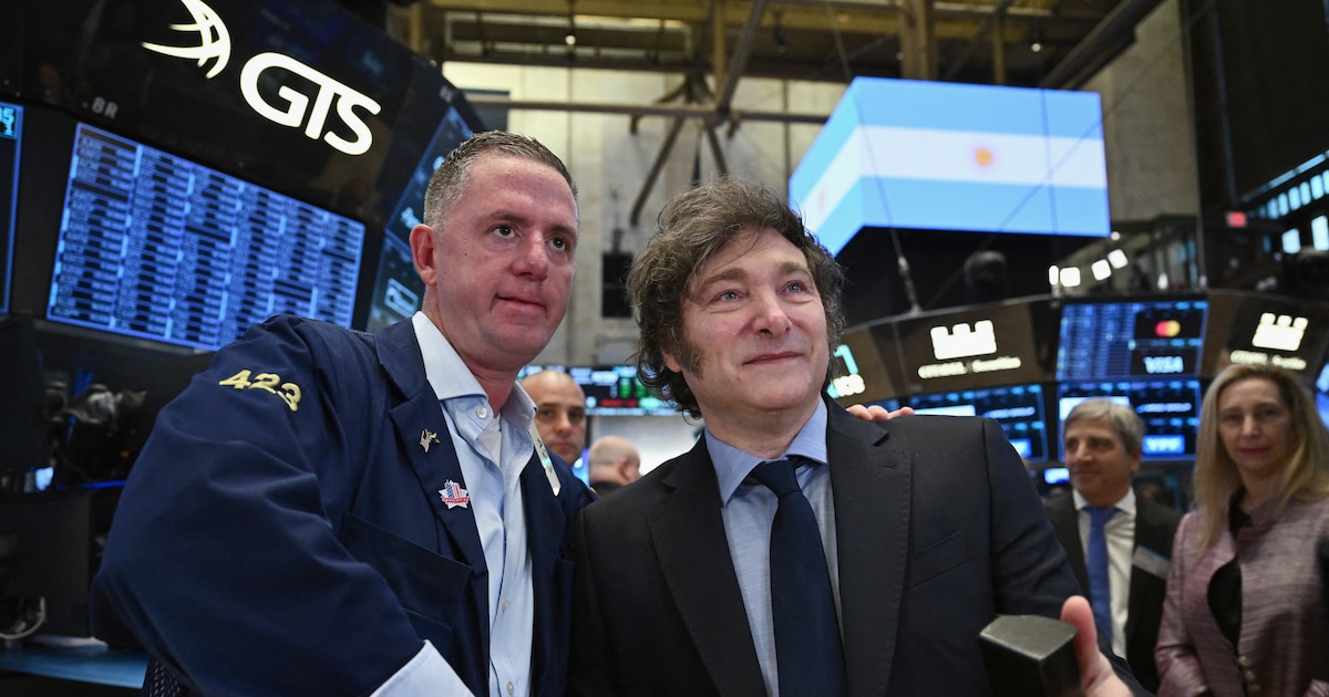 Milei Seizes the Narrative, Slashes Export Taxes, and Forces Markets to Cheer Argentina’s Comeback