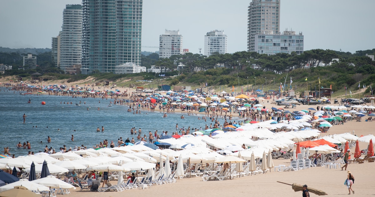 Uruguay Retail Sales Slip as Weak Tourism, Jobs, and Global Slowdown Weigh on Trade
