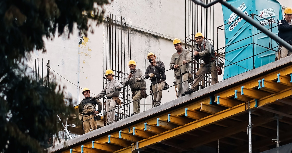 Most Private-Sector Activities in Argentina Have Lost Formal Jobs Under Milei
